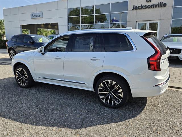 new 2025 Volvo XC90 Plug-In Hybrid car