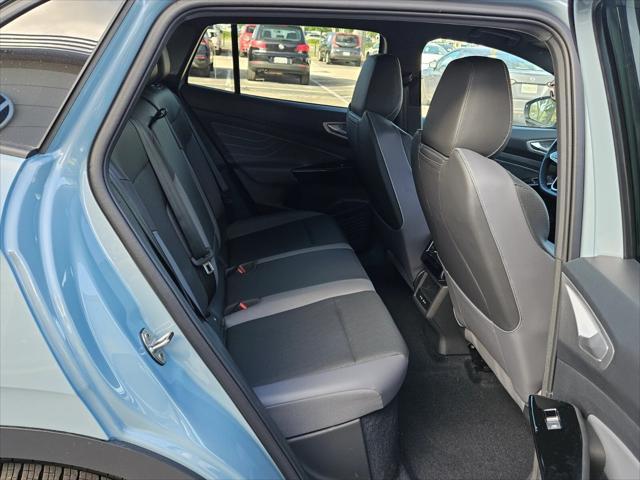 new 2025 Volkswagen ID.4 car, priced at $52,361