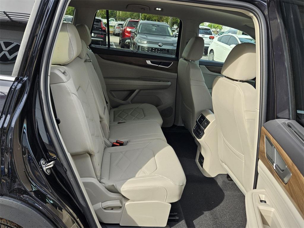 new 2026 Volkswagen Atlas car, priced at $46,185