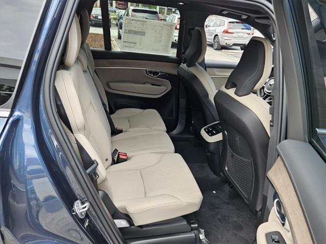 new 2025 Volvo XC90 car