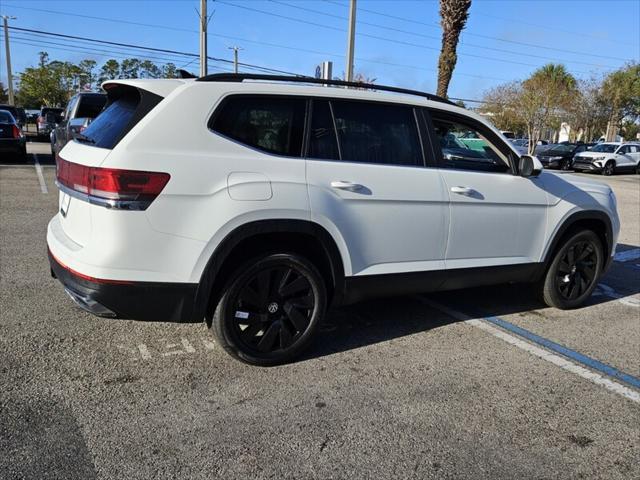 new 2025 Volkswagen Atlas car, priced at $47,326