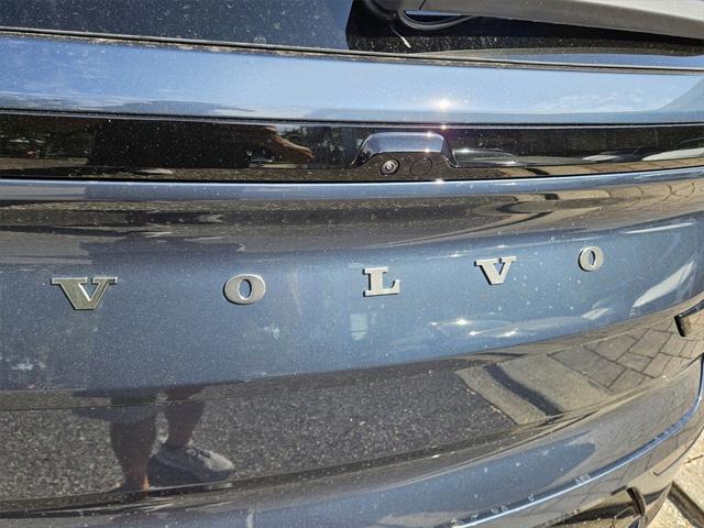 new 2025 Volvo EX90 car