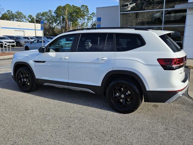 new 2025 Volkswagen Atlas car, priced at $50,051