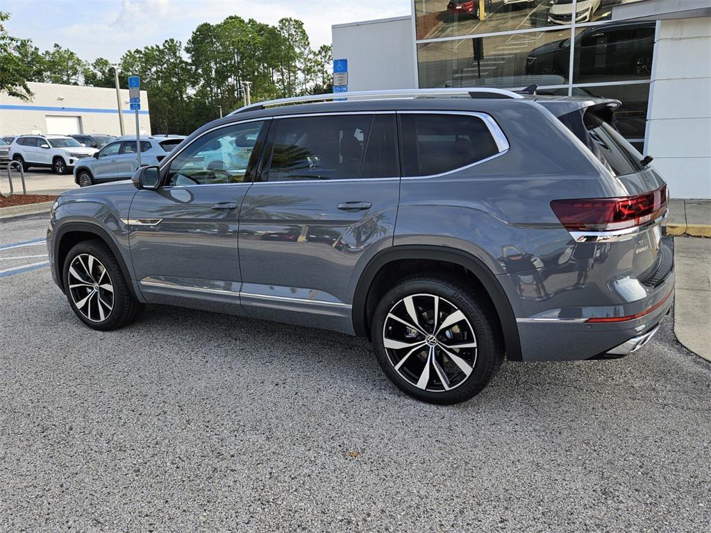 new 2026 Volkswagen Atlas car, priced at $56,023
