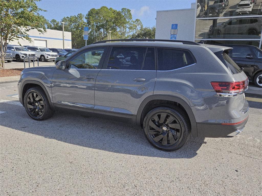 new 2025 Volkswagen Atlas car, priced at $43,499