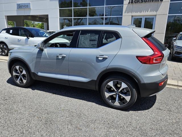 new 2025 Volvo XC40 car, priced at $45,485