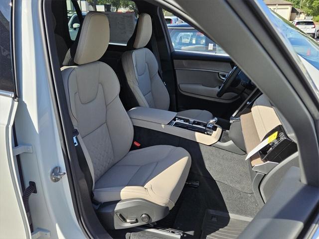 new 2025 Volvo XC90 car