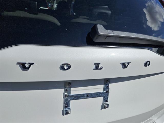 new 2025 Volvo XC90 car