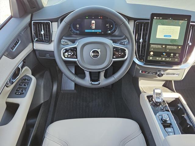 new 2025 Volvo XC90 car