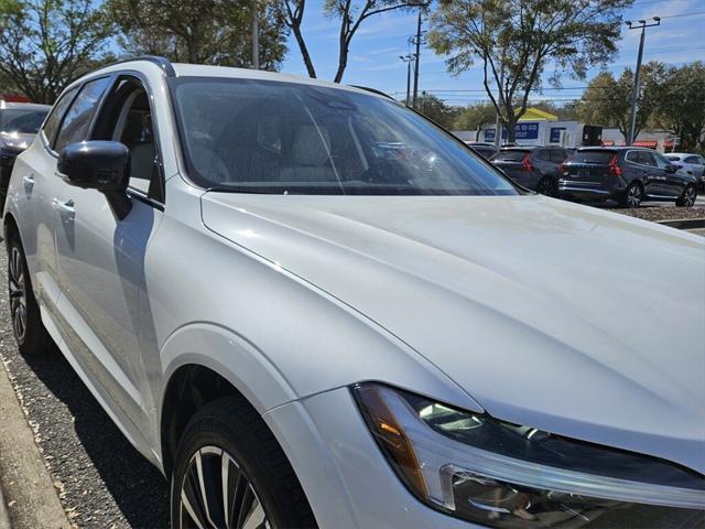 new 2025 Volvo XC60 car