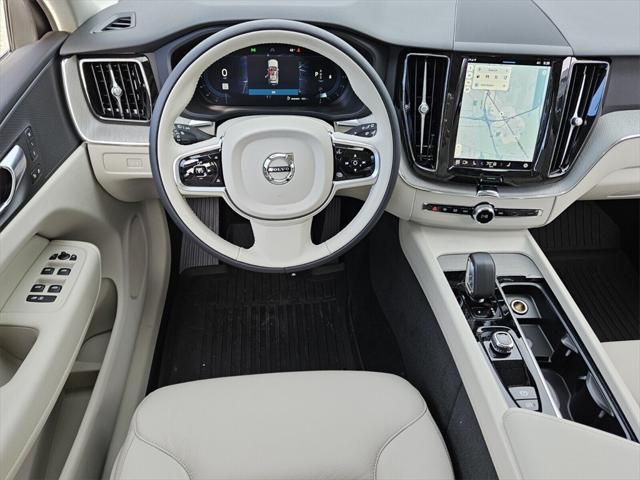 new 2025 Volvo XC60 car