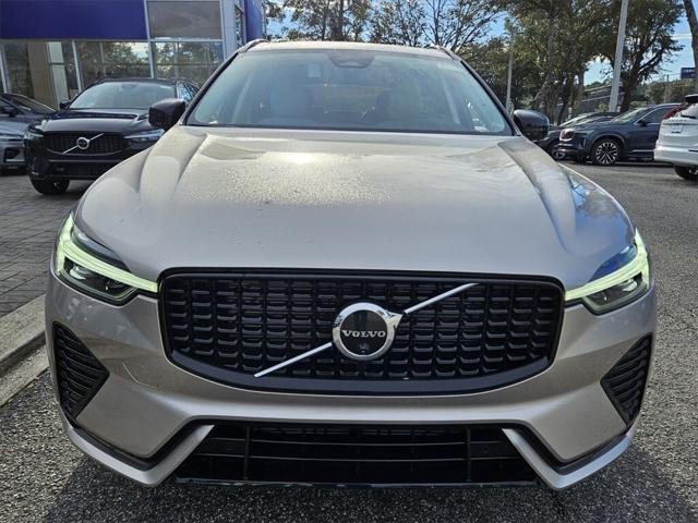 new 2025 Volvo XC60 car