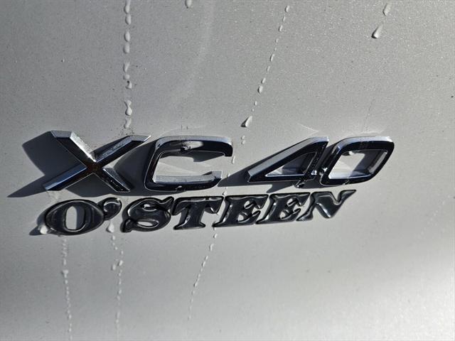 new 2025 Volvo XC40 car, priced at $45,465
