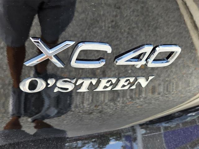 new 2025 Volvo XC40 car