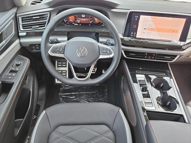 new 2025 Volkswagen Atlas car, priced at $49,646
