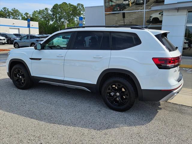 new 2025 Volkswagen Atlas car, priced at $49,646