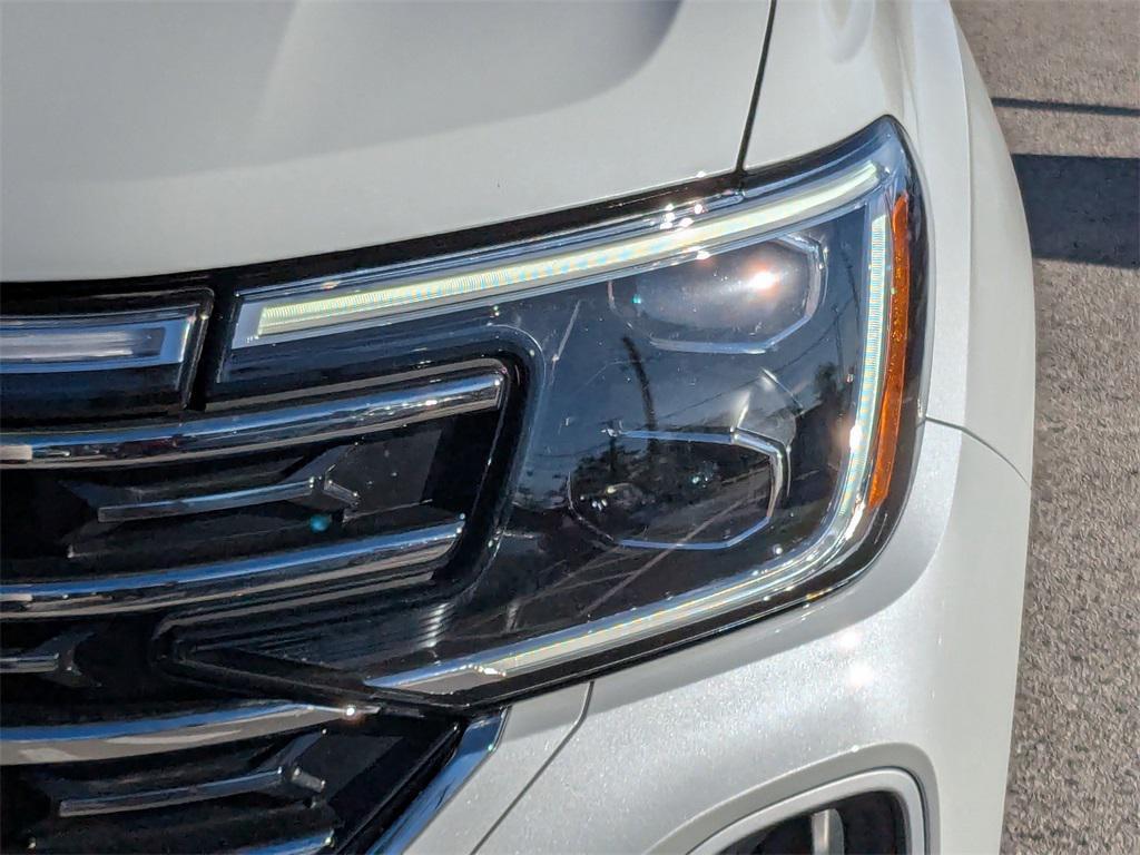 used 2025 Volkswagen Atlas car, priced at $41,495