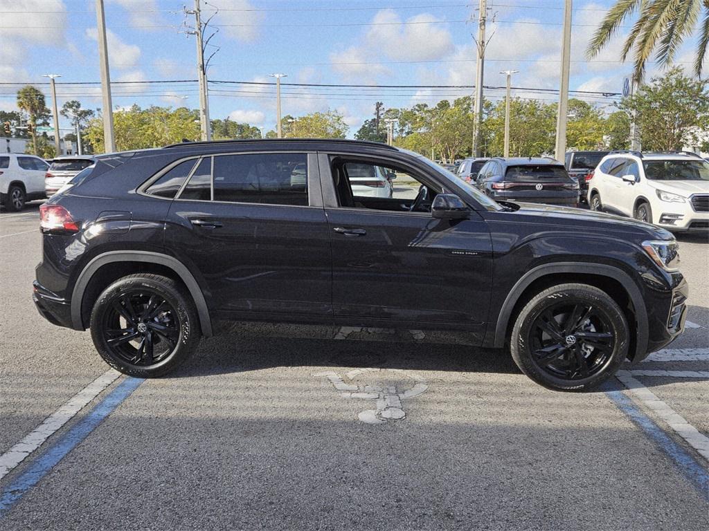 new 2026 Volkswagen Atlas Cross Sport car, priced at $51,364
