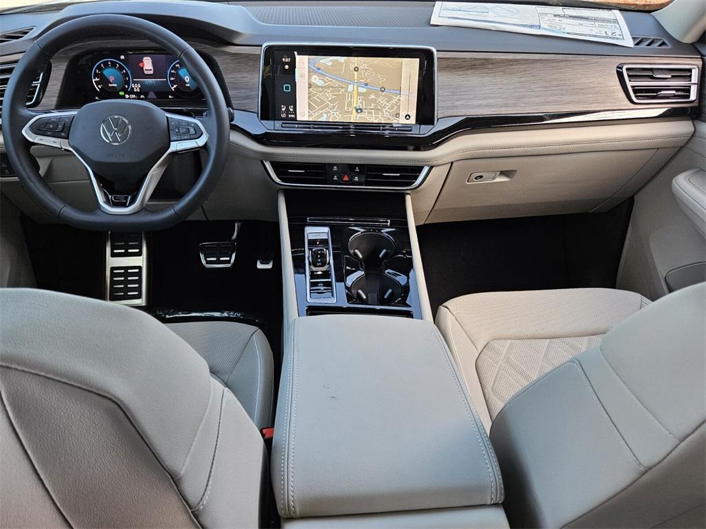 new 2025 Volkswagen Atlas car, priced at $54,084