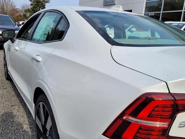 new 2024 Volvo S60 Recharge Plug-In Hybrid car