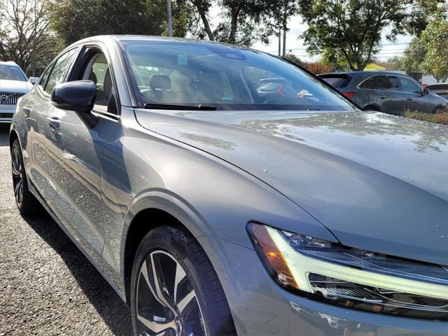 new 2024 Volvo S60 car