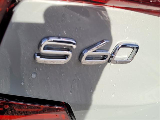 new 2024 Volvo S60 car