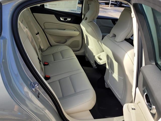 new 2024 Volvo S60 car