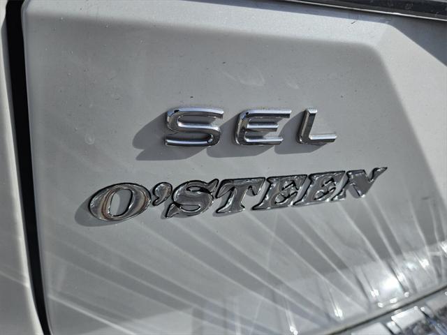 used 2024 Volkswagen Atlas car, priced at $43,995