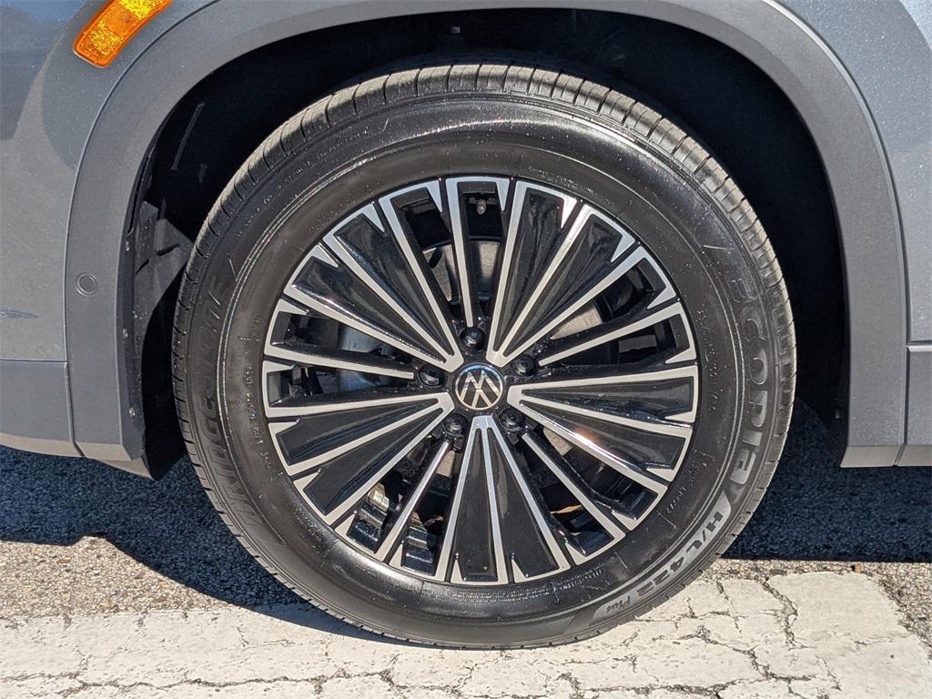 new 2026 Volkswagen Tiguan car, priced at $32,100