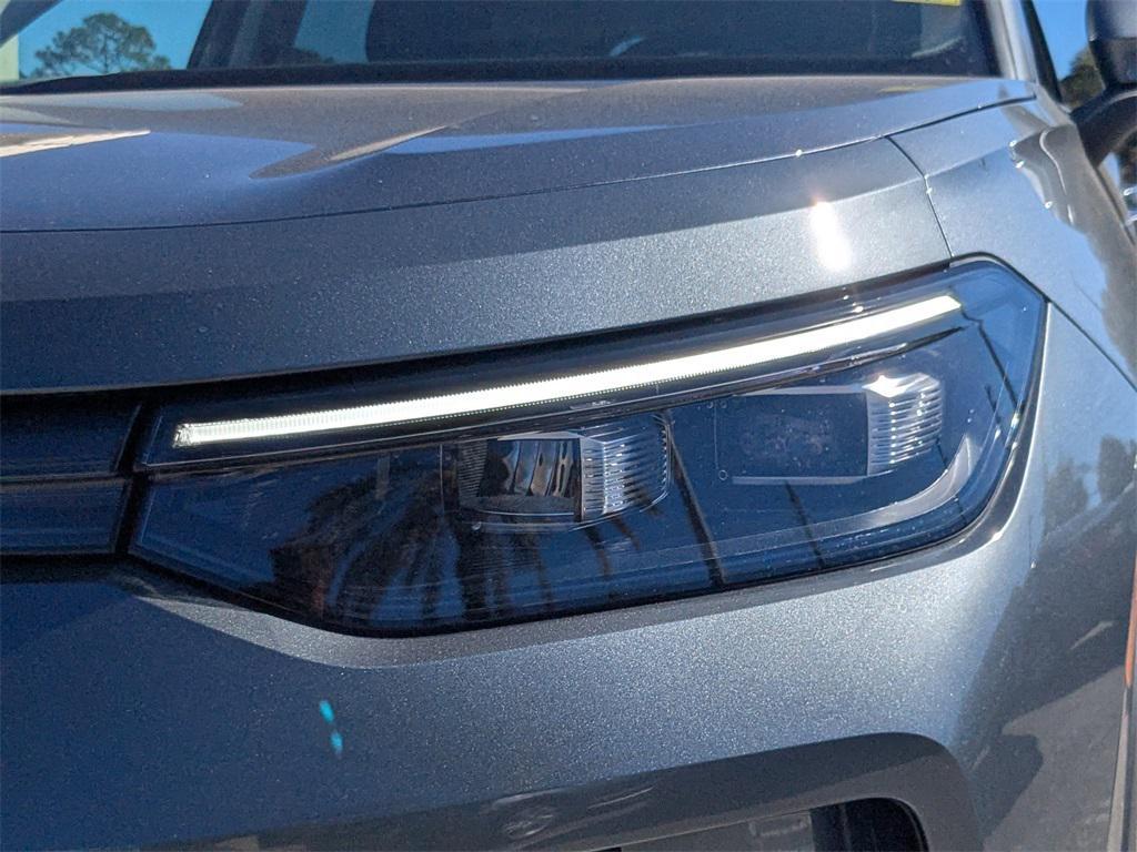 new 2026 Volkswagen Tiguan car, priced at $32,100