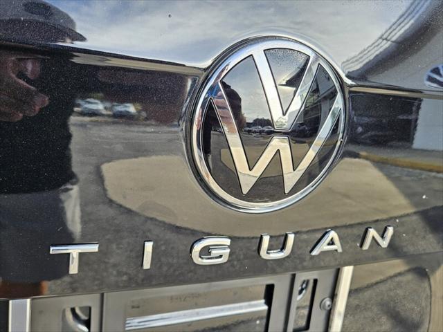 new 2024 Volkswagen Tiguan car, priced at $38,611