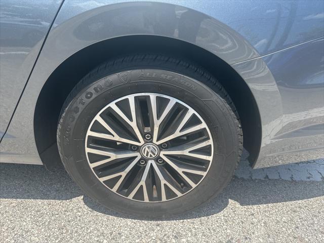 used 2021 Volkswagen Jetta car, priced at $16,995