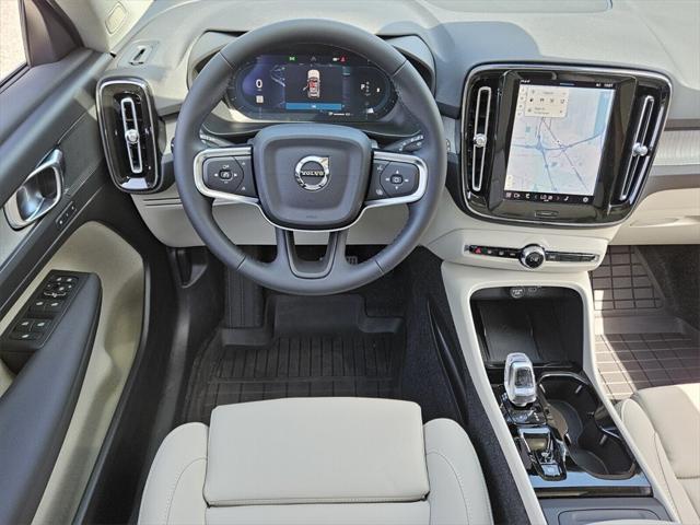 new 2025 Volvo XC40 car, priced at $48,335