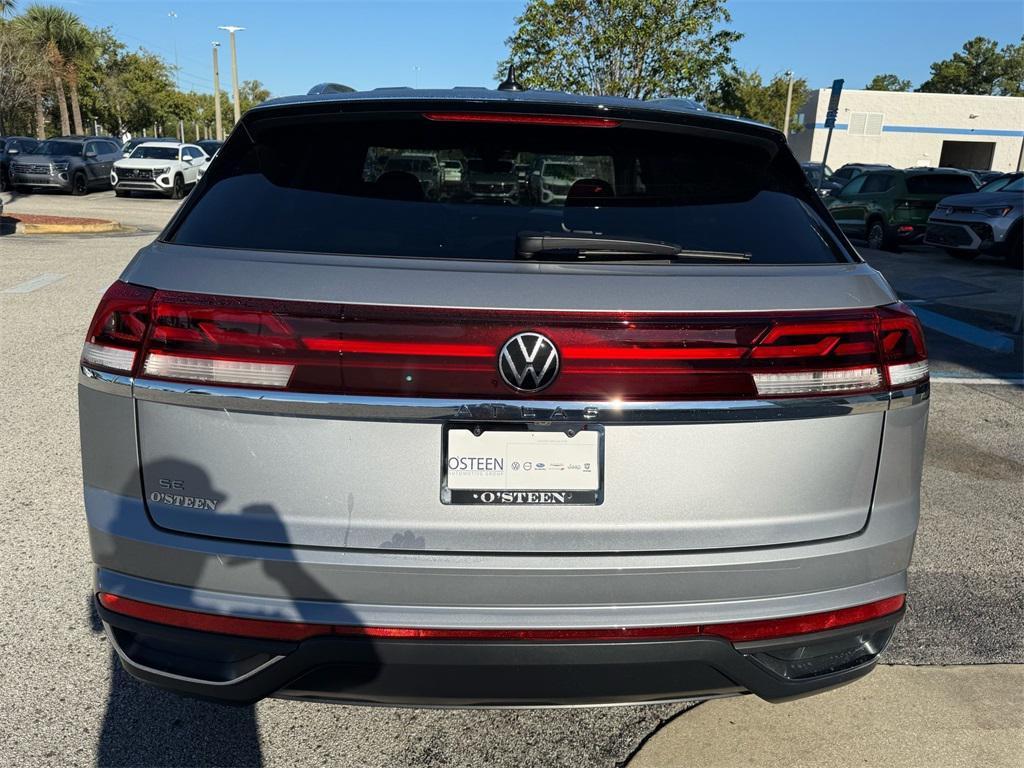 new 2026 Volkswagen Atlas Cross Sport car, priced at $39,060