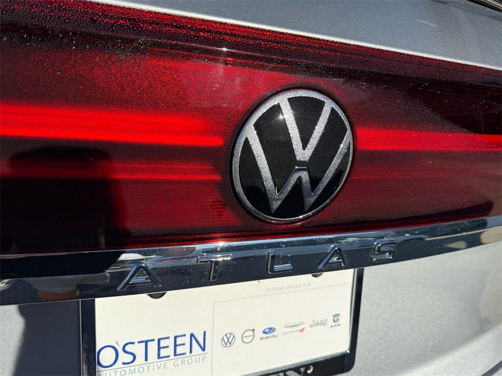 new 2026 Volkswagen Atlas Cross Sport car, priced at $39,060