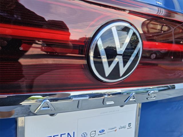 new 2025 Volkswagen Atlas Cross Sport car, priced at $52,437