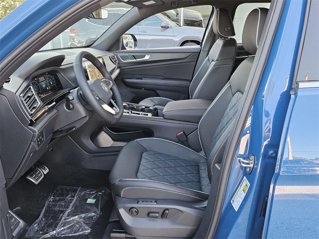 new 2025 Volkswagen Atlas Cross Sport car, priced at $52,437