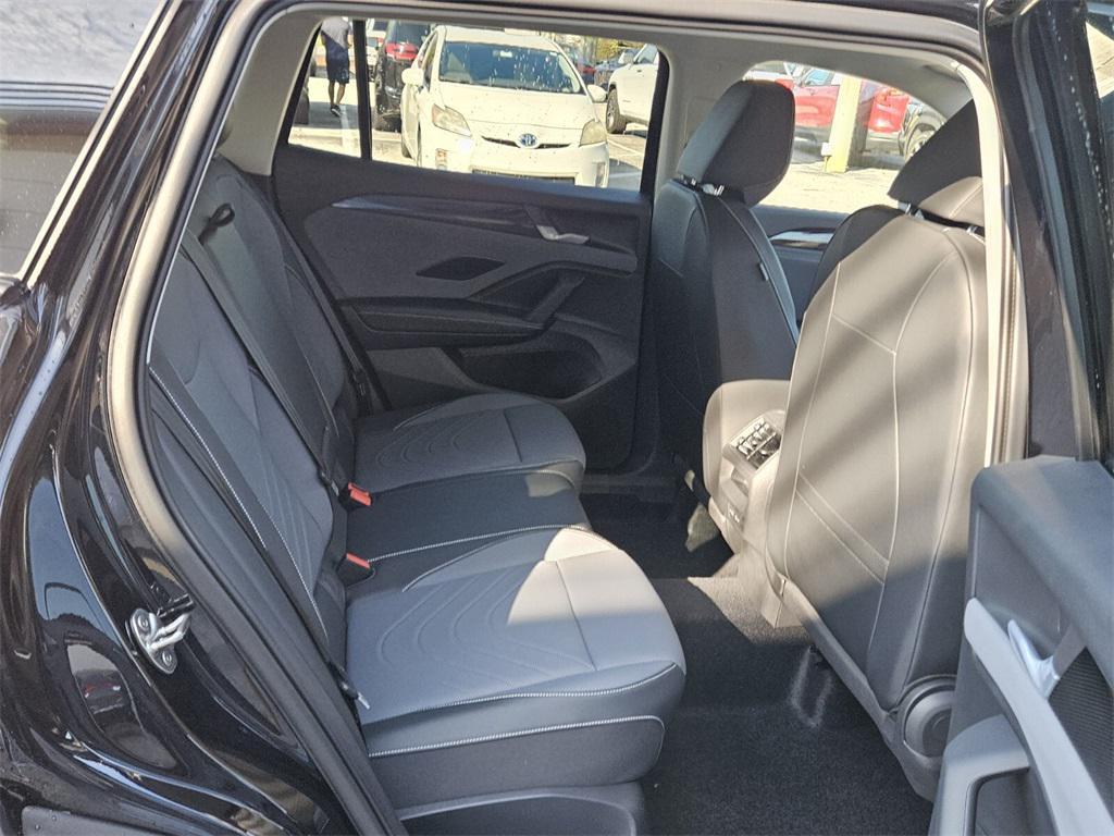 new 2025 Volkswagen Tiguan car, priced at $34,426