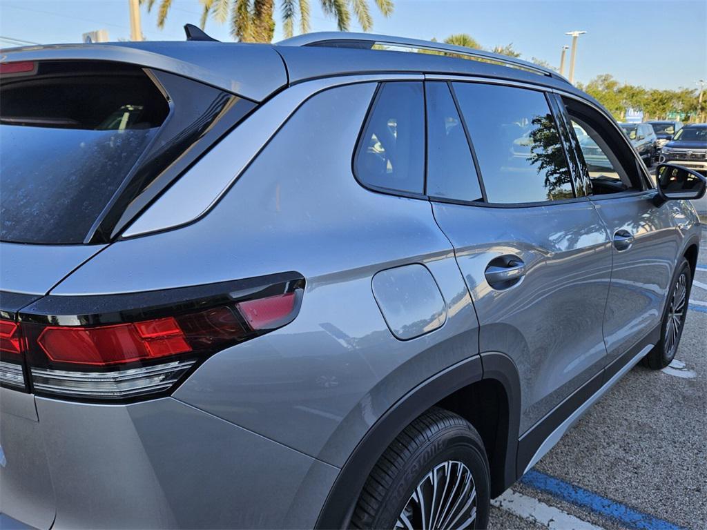 new 2025 Volkswagen Tiguan car, priced at $31,499