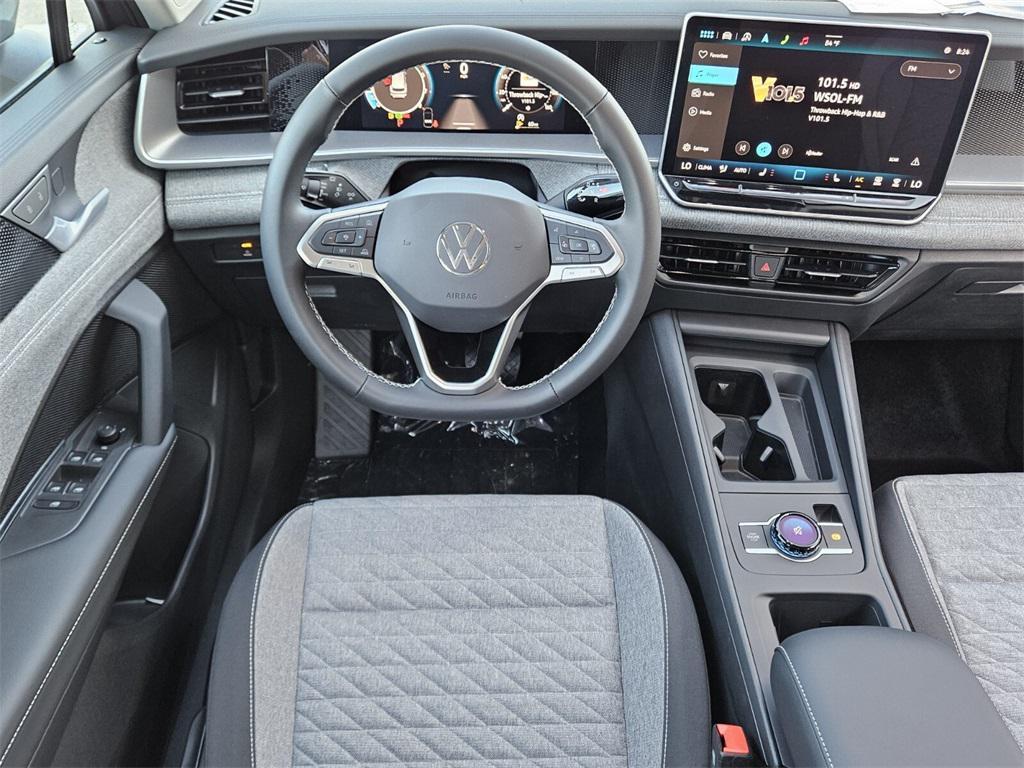 new 2025 Volkswagen Tiguan car, priced at $31,499