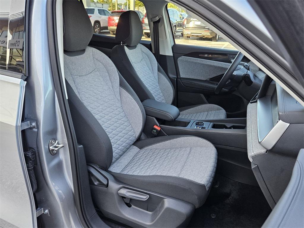 new 2025 Volkswagen Tiguan car, priced at $31,499