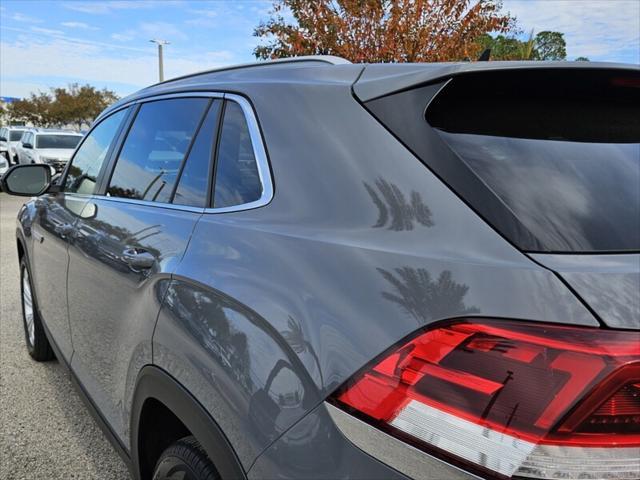 used 2020 Volkswagen Atlas Cross Sport car, priced at $26,995