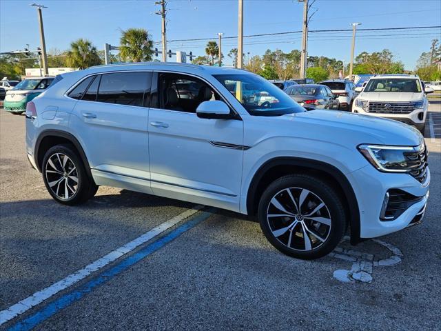 new 2025 Volkswagen Atlas Cross Sport car, priced at $55,531