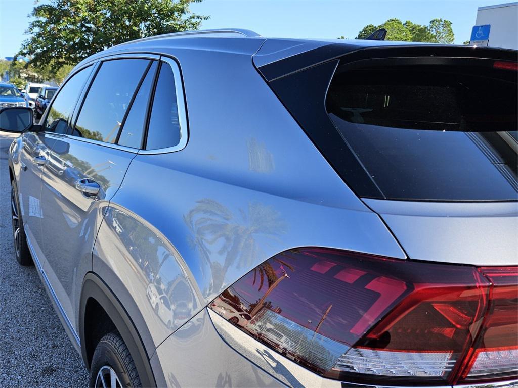 new 2026 Volkswagen Atlas Cross Sport car, priced at $54,248