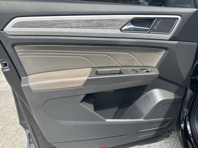 used 2022 Volkswagen Atlas Cross Sport car, priced at $25,495