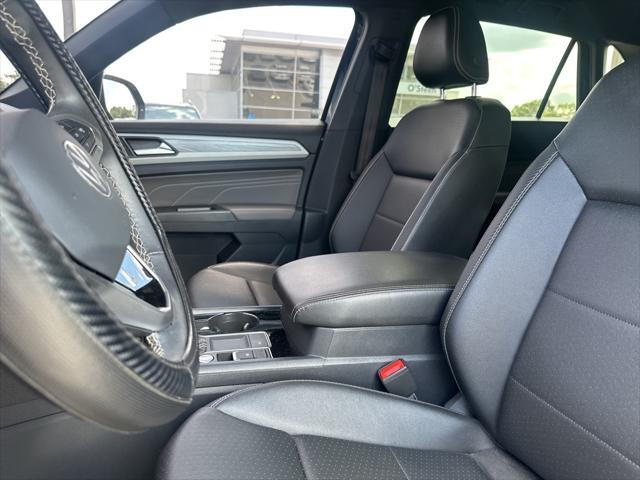 used 2022 Volkswagen Atlas Cross Sport car, priced at $25,495