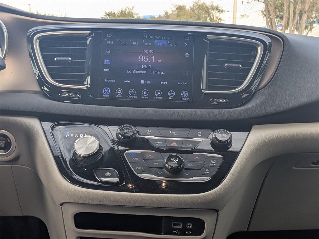 used 2017 Chrysler Pacifica car, priced at $13,495