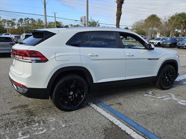 new 2025 Volkswagen Atlas Cross Sport car