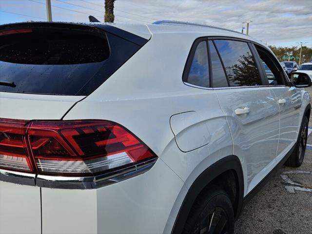 new 2025 Volkswagen Atlas Cross Sport car