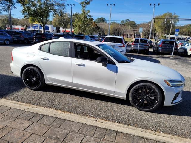new 2024 Volvo S60 car
